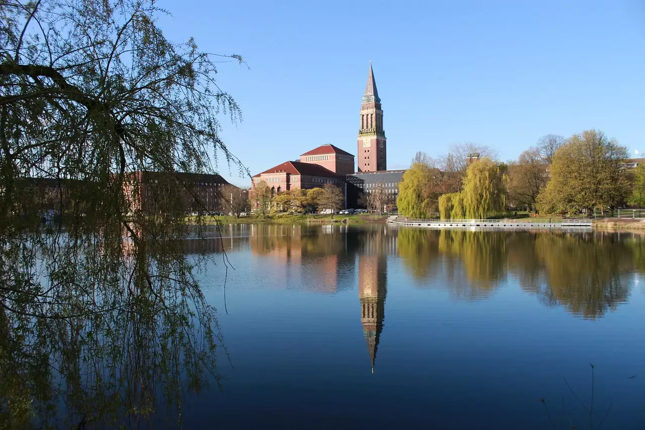 Wat is de geschiedenis van Kiel (hoofdstad van Sleeswijk-Holstein)