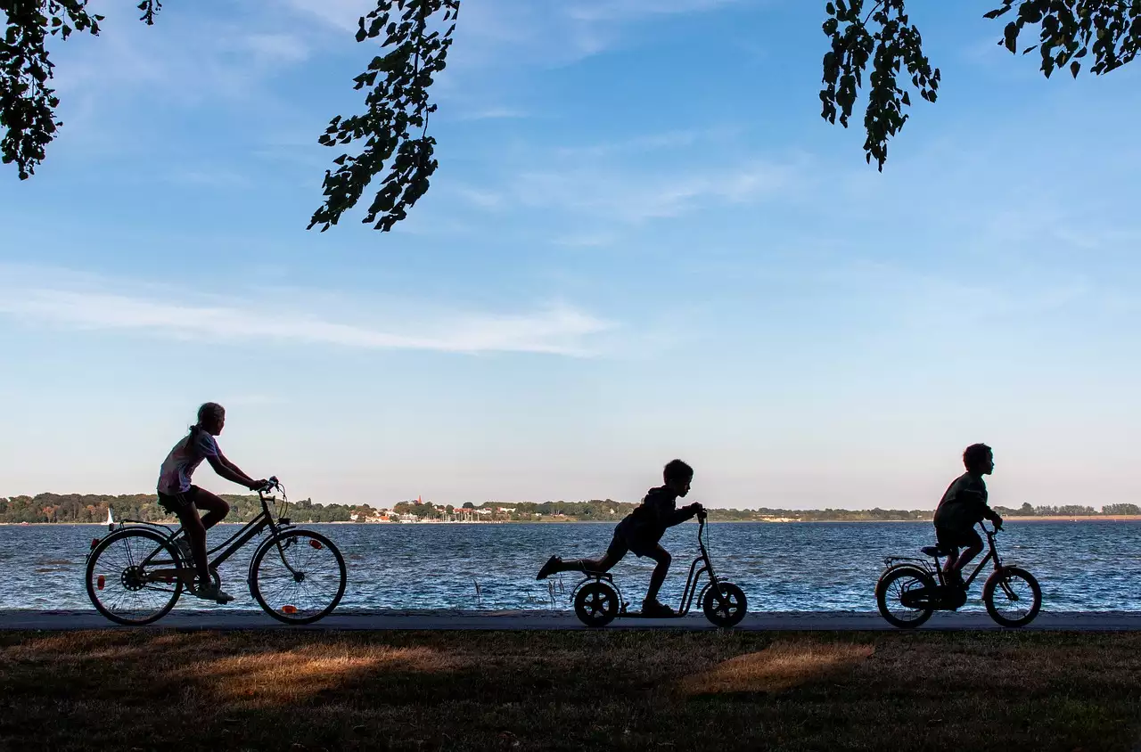 Wat zijn mooie wandelroutes / fietsroutes in Nördlingen (Beieren)