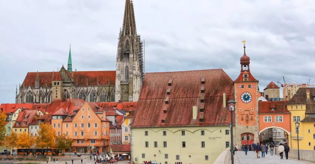 Wat zijn toeristische bezienswaardigheden in Nördlingen (Beieren)