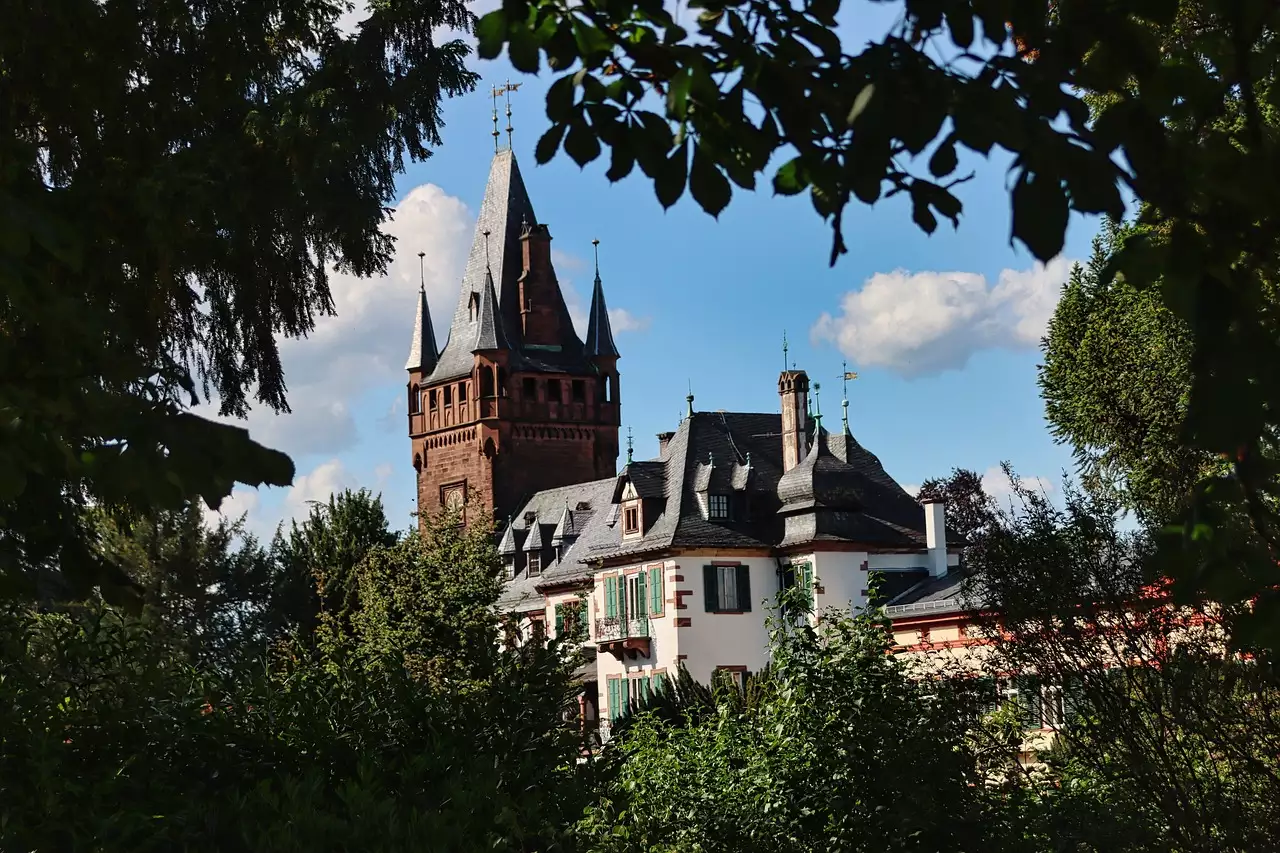Wat zijn toeristische bezienswaardigheden in Weinheim (Baden-Württemberg)