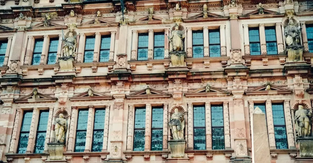 Wat zijn toeristische bezienswaardigheden in Wiesloch (Baden-Württemberg)