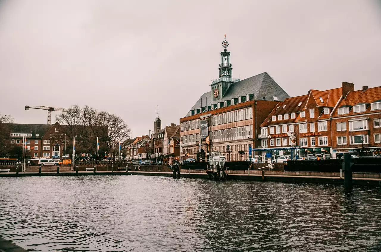 Wat is de geschiedenis van Emden (Nedersaksen)
