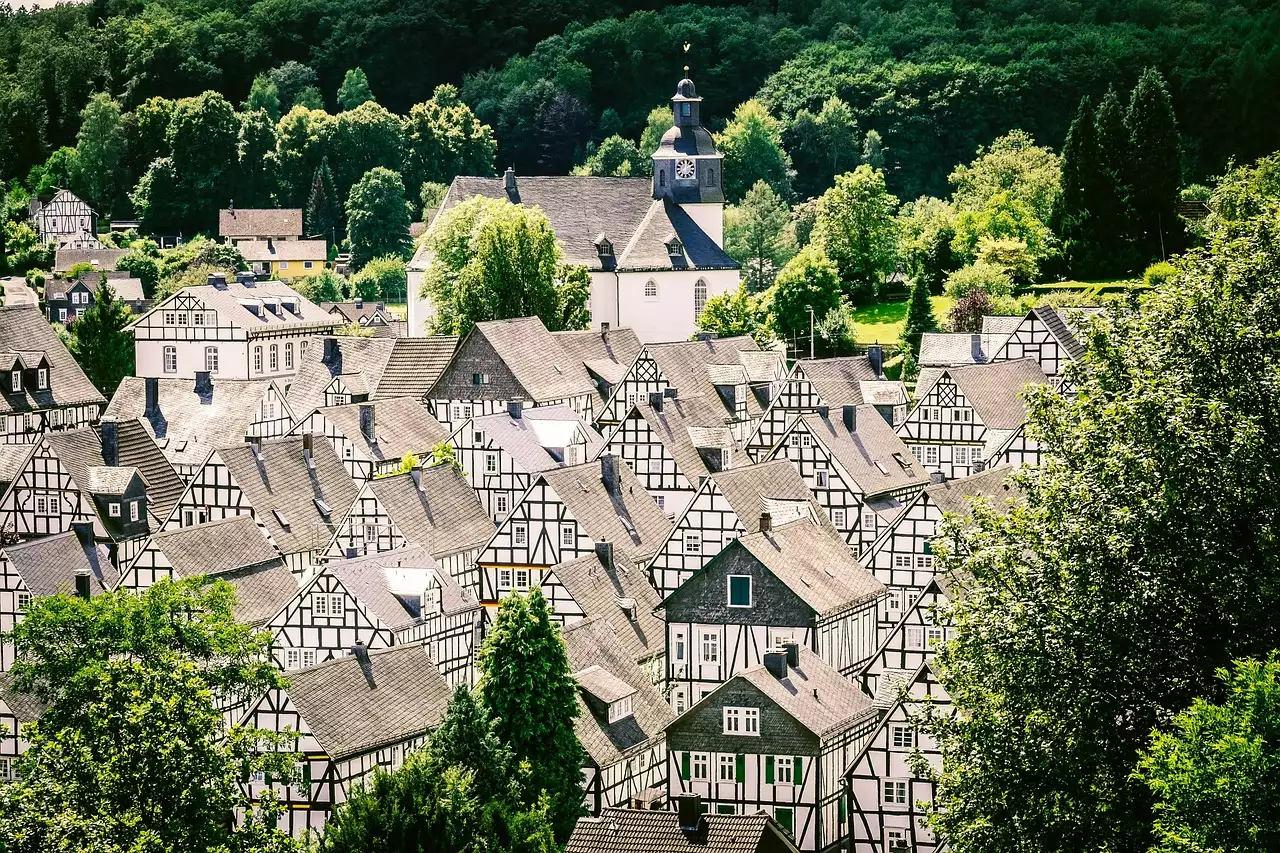 Wat zijn mooie wandelroutes / fietsroutes in Freudenberg (Noordrijn-Westfalen)