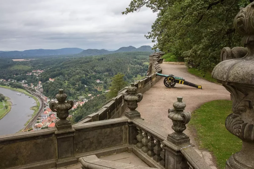 Wat zijn mooie wandelroutes / fietsroutes in Königstein (Saksen)