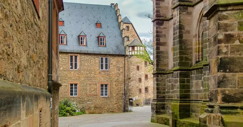 Wat zijn toeristische bezienswaardigheden in Marburg (Hessen)