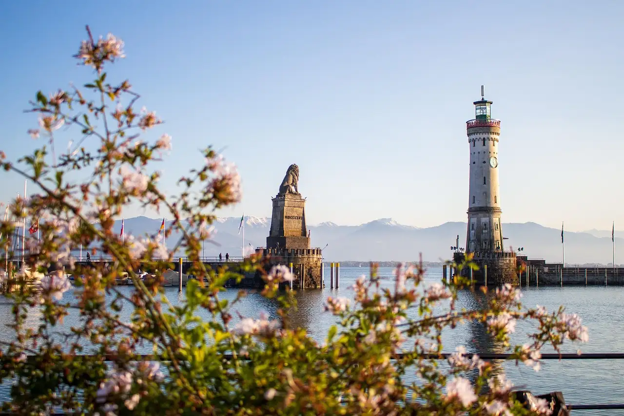 Wat zijn toeristische bezienswaardigheden in Lindau (Saksen-Anhalt)Anhalt)